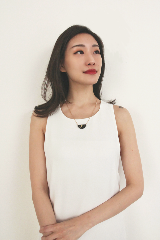 Semi Circle Concrete Necklace - Black