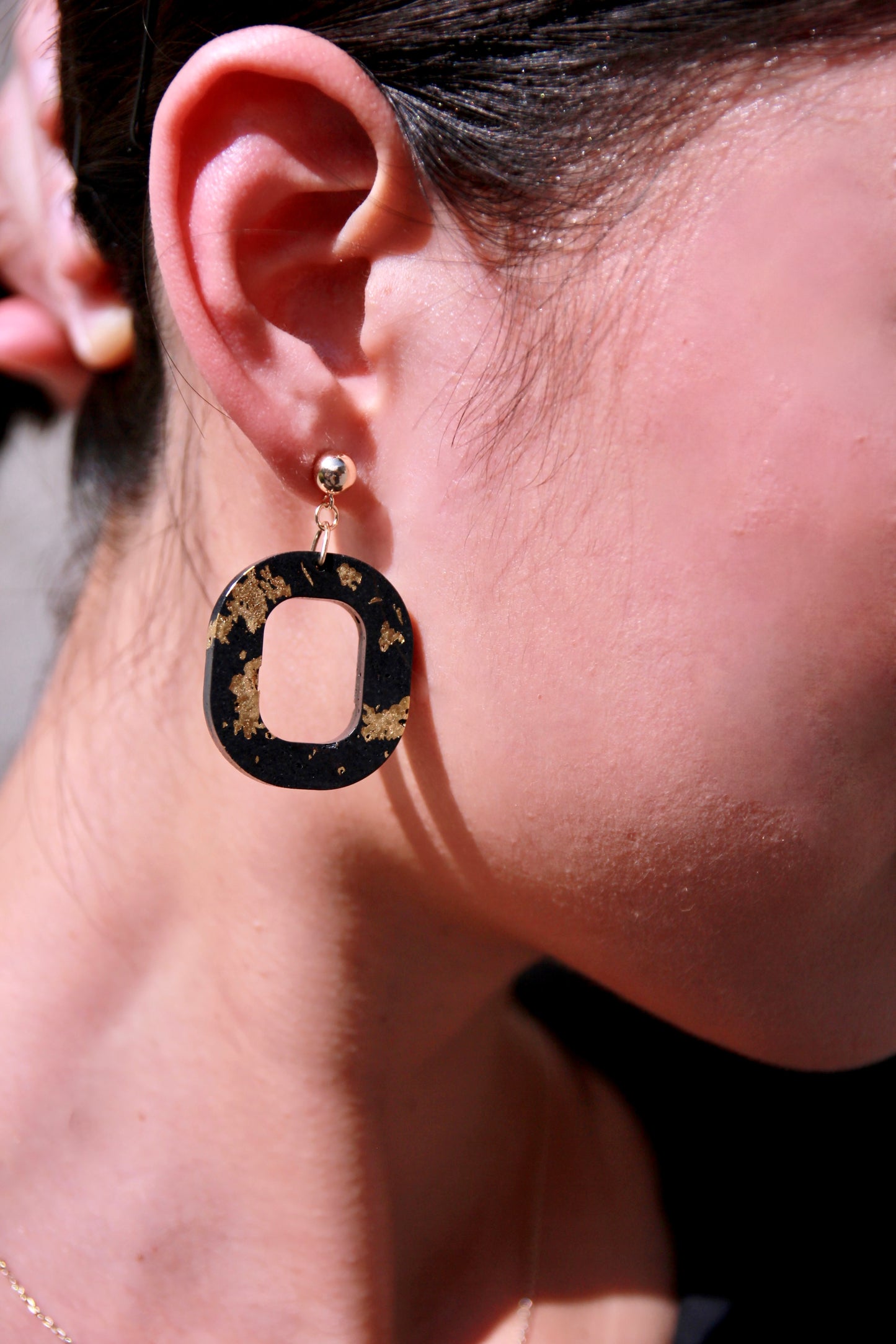Curvilinear Earrings - Black