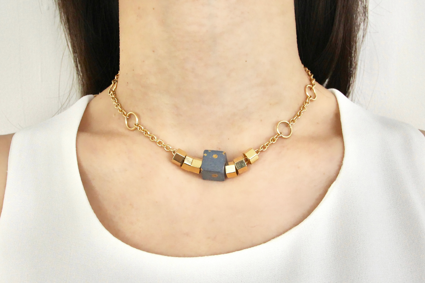 Cube Choker Necklace - Blue
